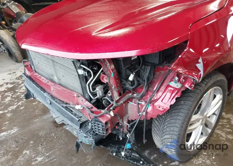 2018 Chevrolet Equinox Premier z USA, uszkodzony, nr VIN 3GNAXNEX4JS615140